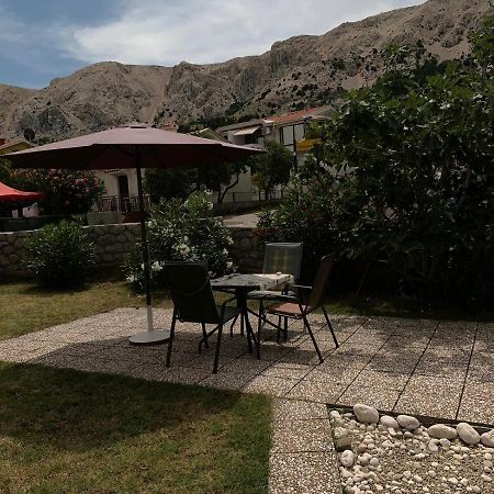 Vila Tesmija Baska  Luaran gambar
