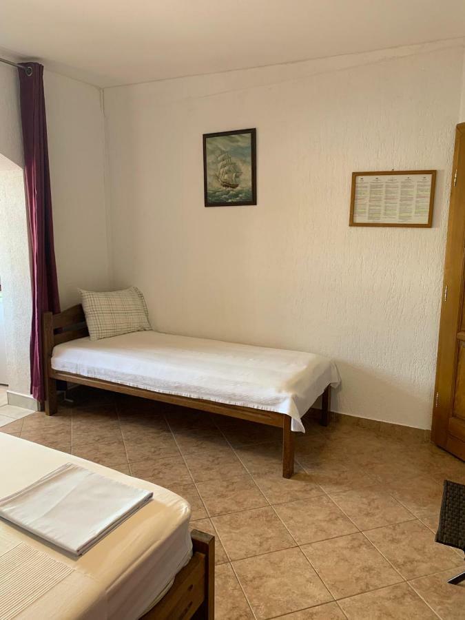 Vila Tesmija Baska  Luaran gambar