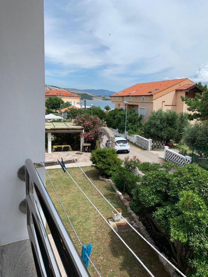 Vila Tesmija Baska  Luaran gambar