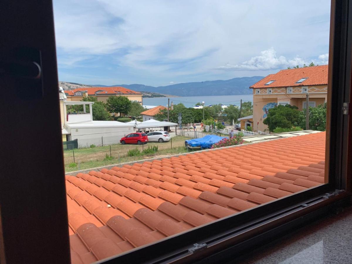 Vila Tesmija Baska  Luaran gambar